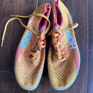 Hoka Cross Country Spikes. Size 6.5